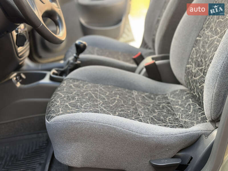 Седан Daewoo Lanos 2004 в Вінниці