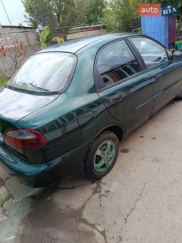 Седан Daewoo Lanos 1998 в Николаеве