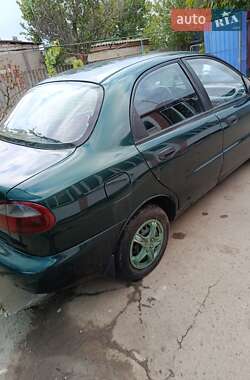 Седан Daewoo Lanos 1998 в 