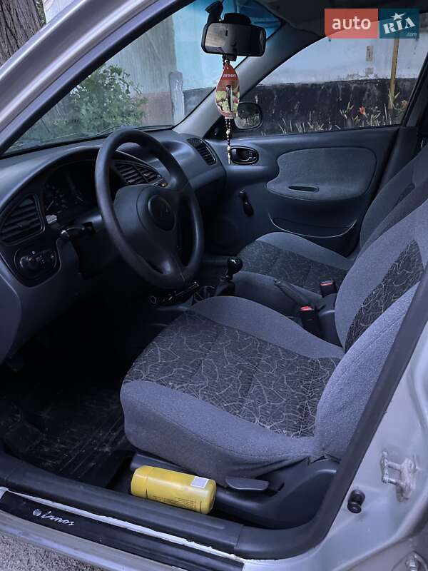 Седан Daewoo Lanos 2006 в Павлограді