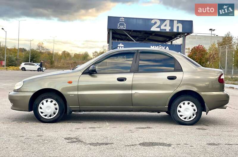 Седан Daewoo Lanos 2004 в Запоріжжі
