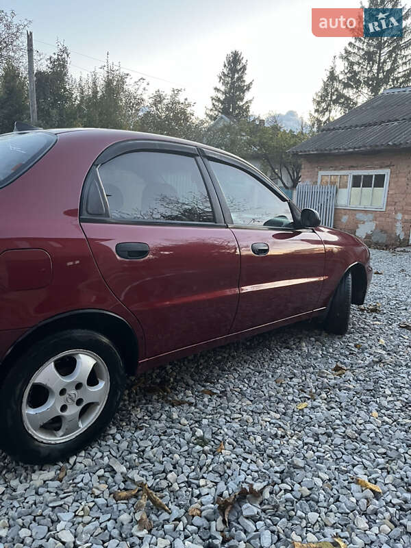 Седан Daewoo Lanos 2005 в Васловівці