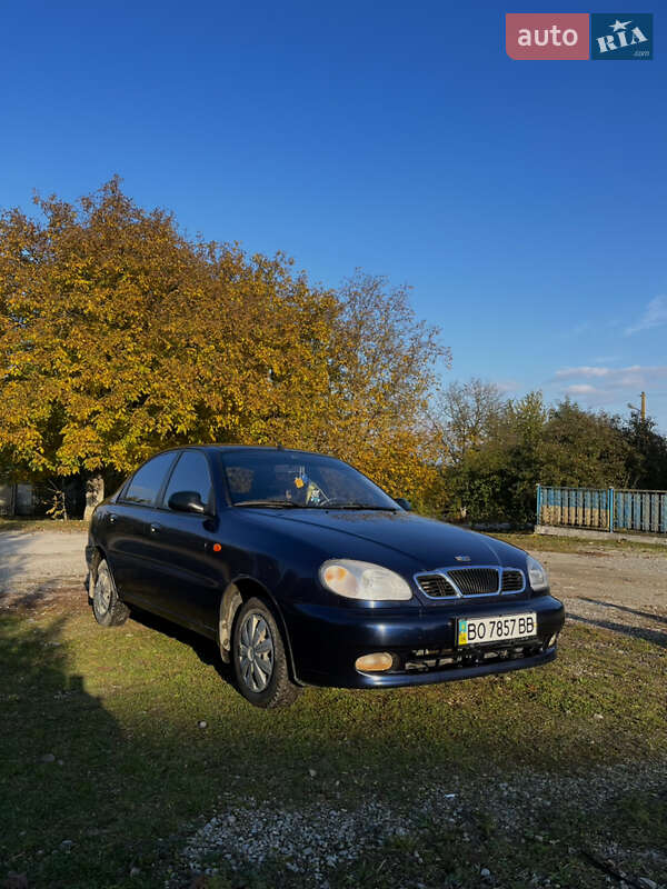 Седан Daewoo Lanos 2006 в  фото Седан Daewoo Lanos 2006 в