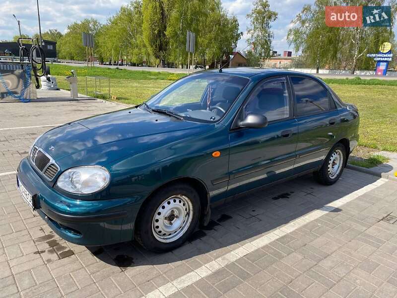 Седан Daewoo Lanos 2004 в Харькове
