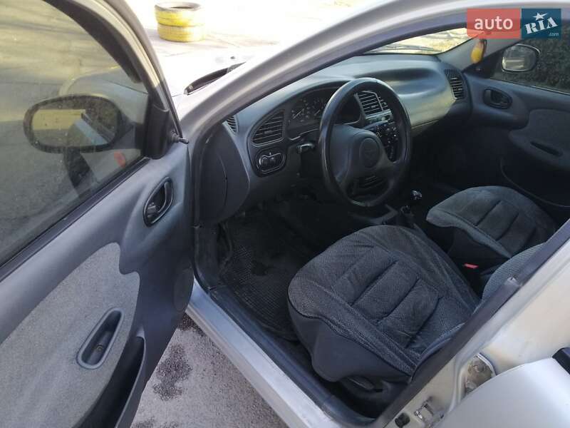 Седан Daewoo Lanos 2004 в Каменском фото 6 Седан Daewoo Lanos 2004 в Каменском