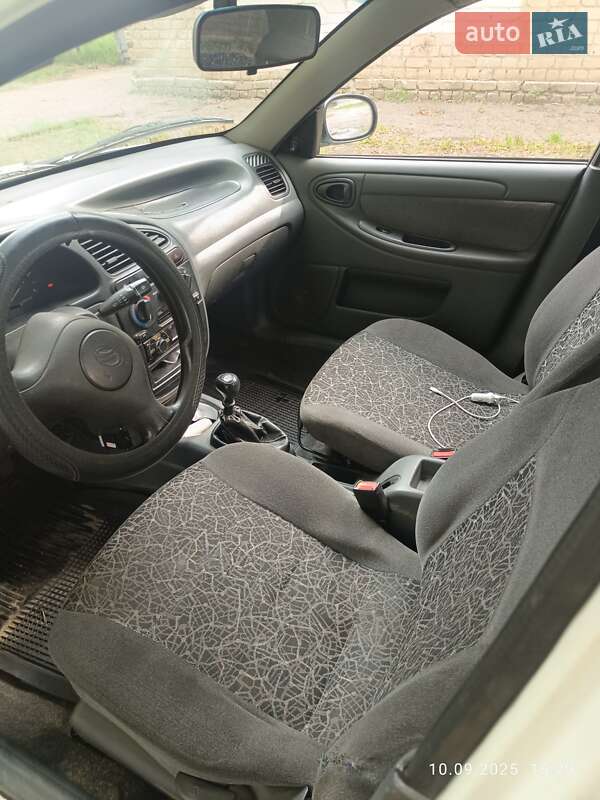 Седан Daewoo Lanos 2010 в Харкові