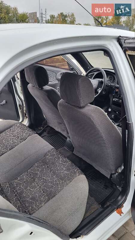 Седан Daewoo Lanos 2003 в Дніпрі фото 8 Седан Daewoo Lanos 2003 в Дніпрі