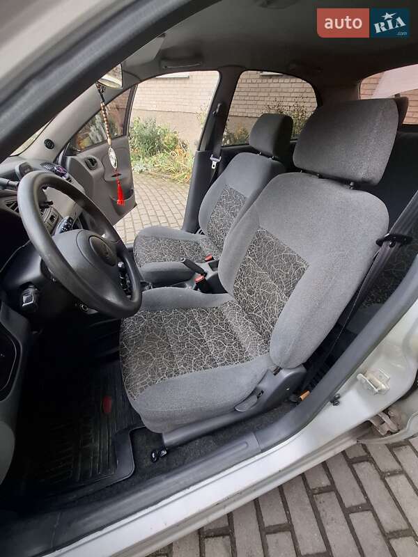 Седан Daewoo Lanos 2008 в Луцьку