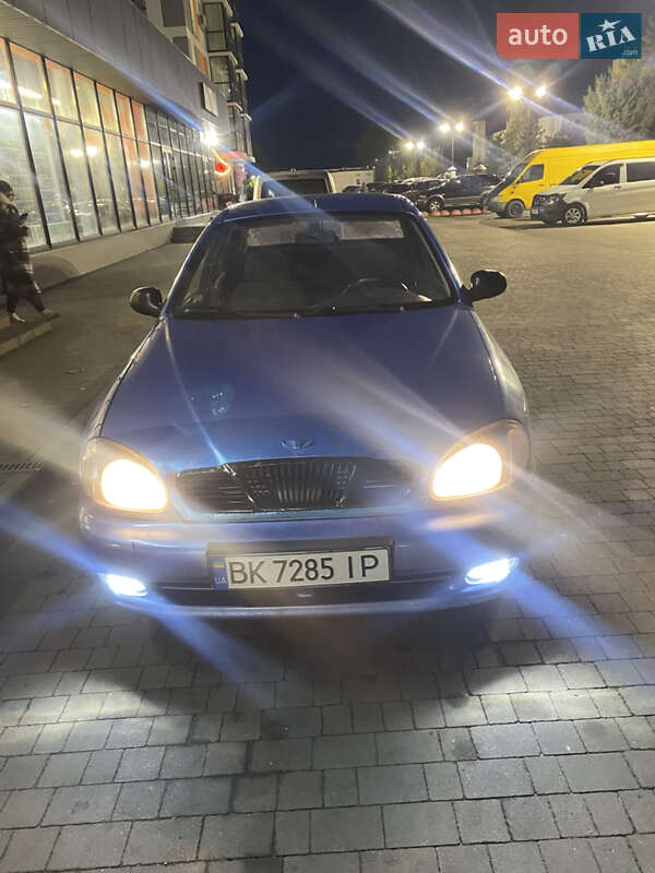 Седан Daewoo Lanos 2006 в Вараше