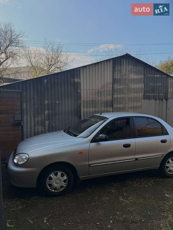 Седан Daewoo Lanos 2008 в Чернівцях