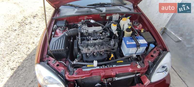 Седан Daewoo Lanos 2005 в Жовтих Водах