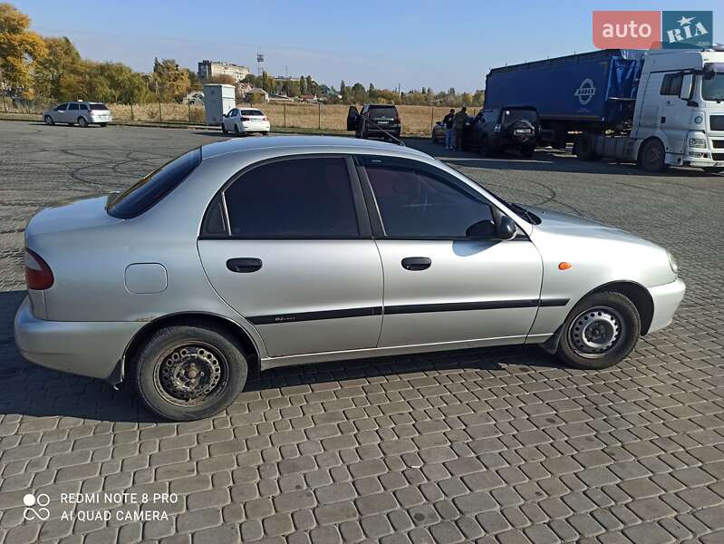 Седан Daewoo Lanos 2007 в Новомосковську