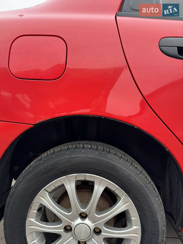 Седан Daewoo Lanos 2008 в Полтаві