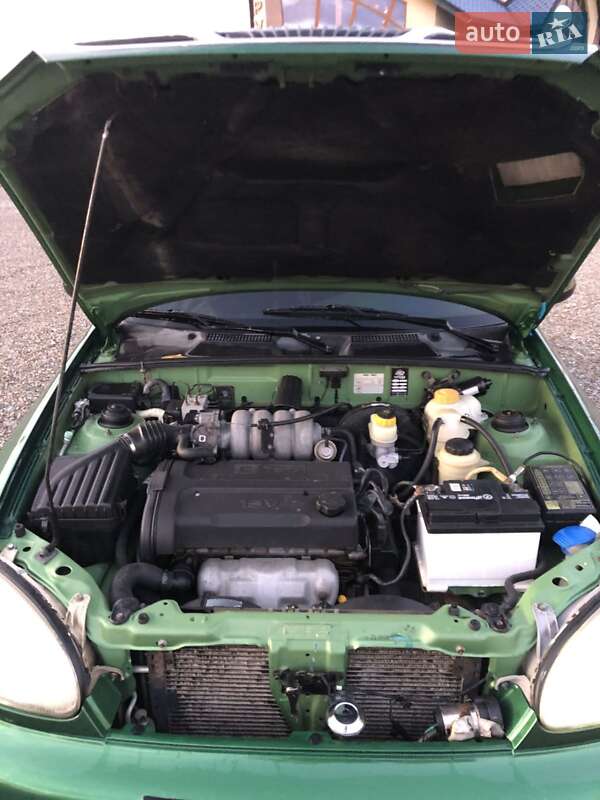 Седан Daewoo Lanos 2003 в Виноградове