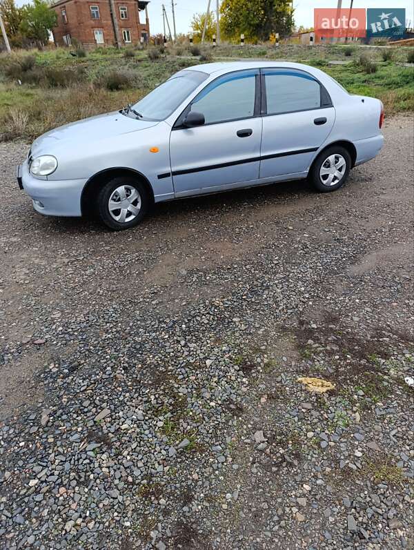 Седан Daewoo Lanos 2005 в Кривом Роге