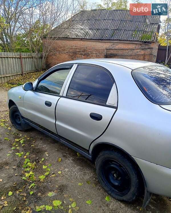 Седан Daewoo Lanos 2004 в Кропивницком