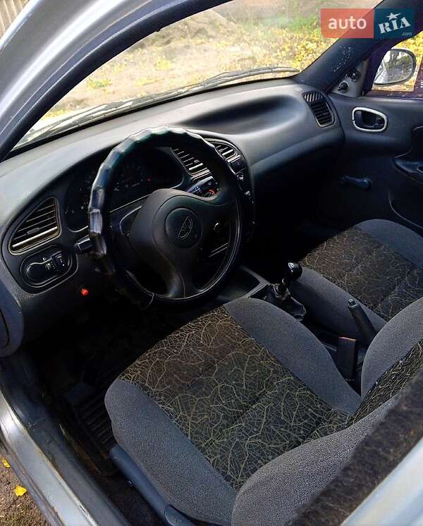 Седан Daewoo Lanos 2004 в Кропивницком