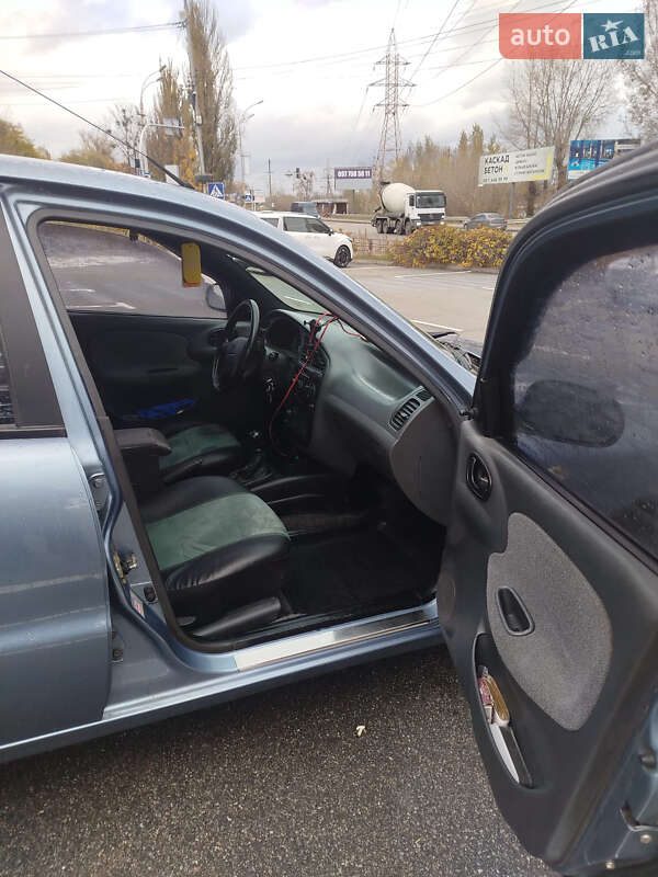 Седан Daewoo Lanos 2008 в Киеве