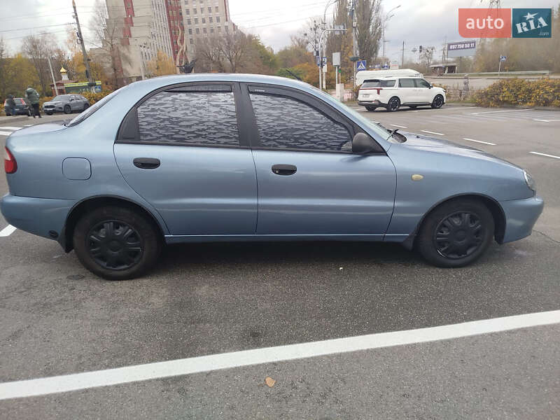 Седан Daewoo Lanos 2008 в Киеве