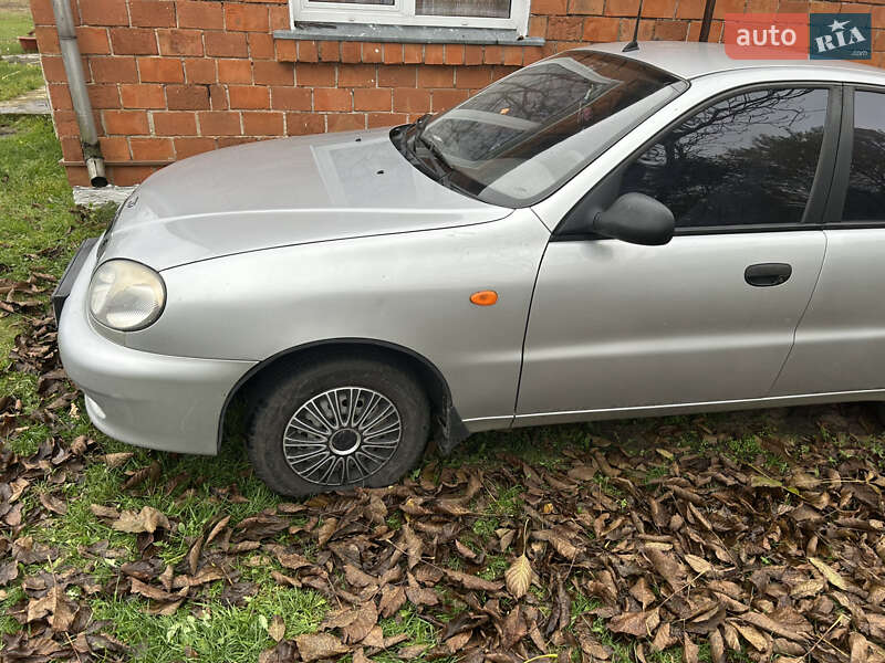Седан Daewoo Lanos 2008 в Зарічному