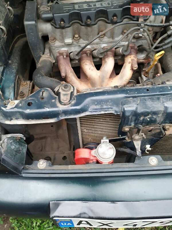 Седан Daewoo Lanos 2003 в Люботині