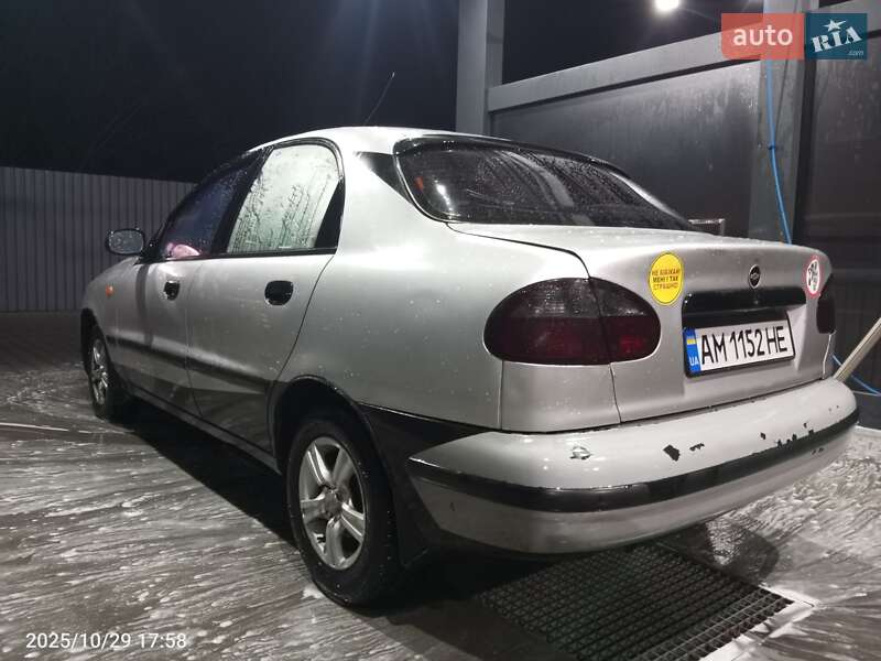 Седан Daewoo Lanos 2006 в Житомире