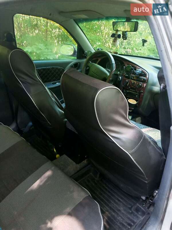 Седан Daewoo Lanos 2006 в Житомире