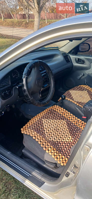 Седан Daewoo Lanos 2005 в Чернівцях