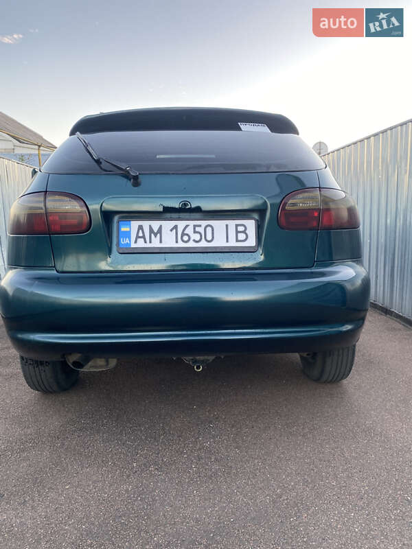 Хэтчбек Daewoo Lanos 1999 в Житомире