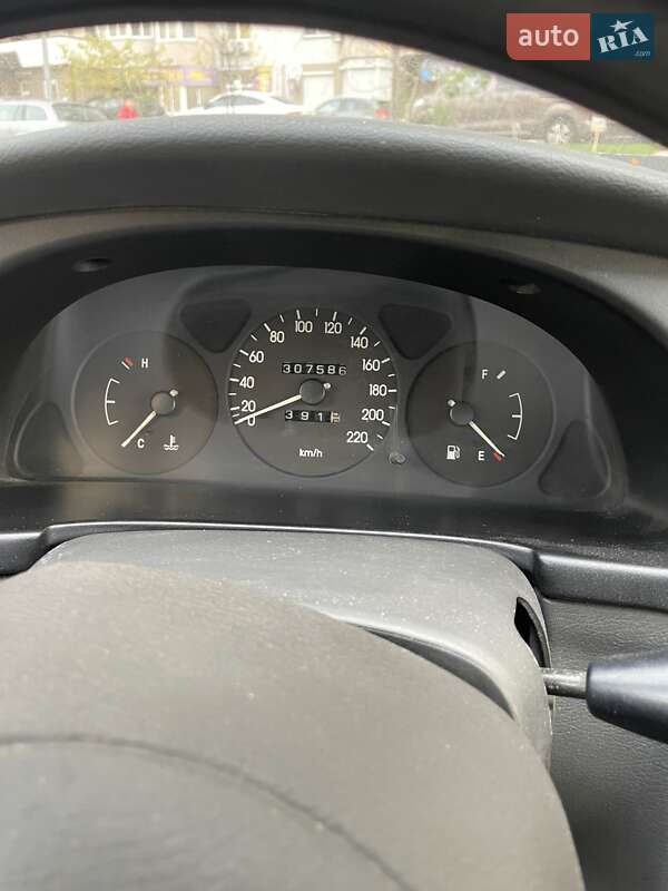 Седан Daewoo Lanos 2004 в Києві