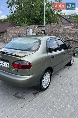 Седан Daewoo Lanos 2003 в Львові