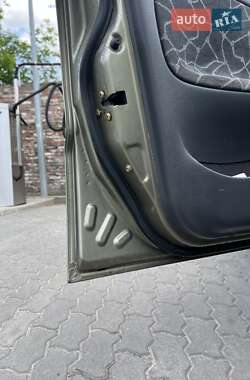 Седан Daewoo Lanos 2003 в Львові