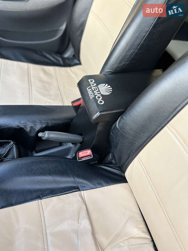 Седан Daewoo Lanos 2004 в Киеве фото 12 Седан Daewoo Lanos 2004 в Киеве