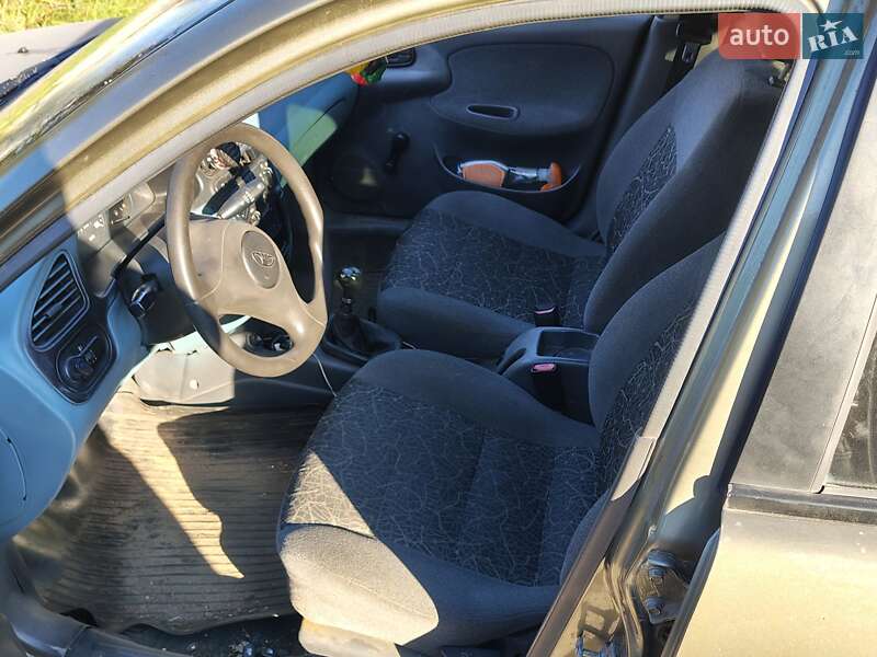 Седан Daewoo Lanos 2005 в Киеве фото 3 Седан Daewoo Lanos 2005 в Киеве