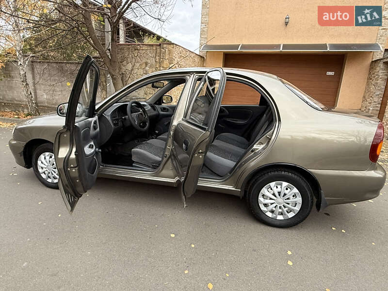 Седан Daewoo Lanos 2011 в Одессе