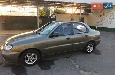 Седан Daewoo Lanos 2002 в Харькове