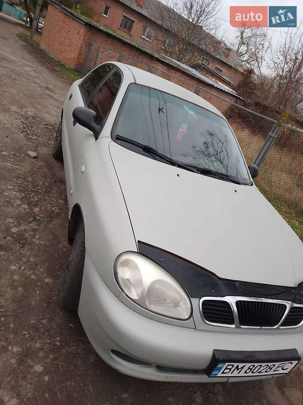 Седан Daewoo Lanos 2002 в Ромнах