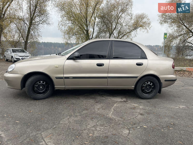 Седан Daewoo Lanos 2008 в Києві
