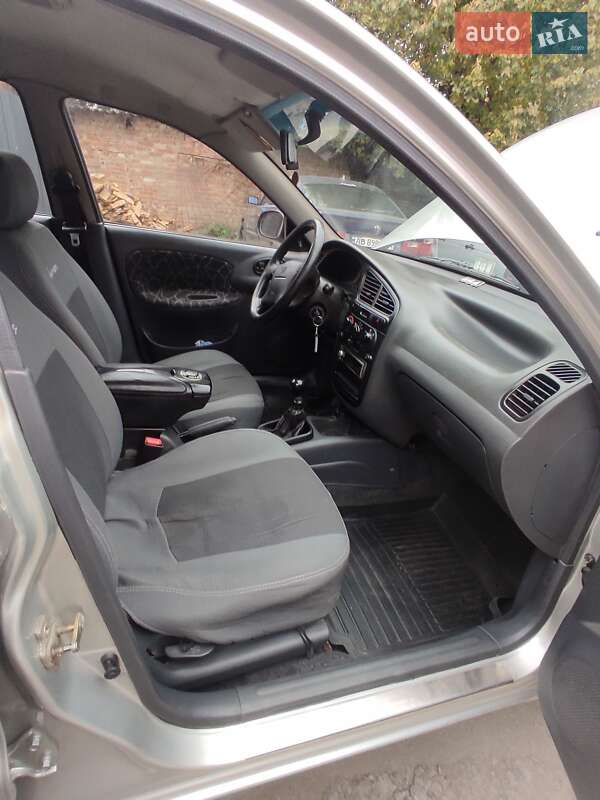 Седан Daewoo Lanos 2004 в Виннице фото 4 Седан Daewoo Lanos 2004 в Виннице