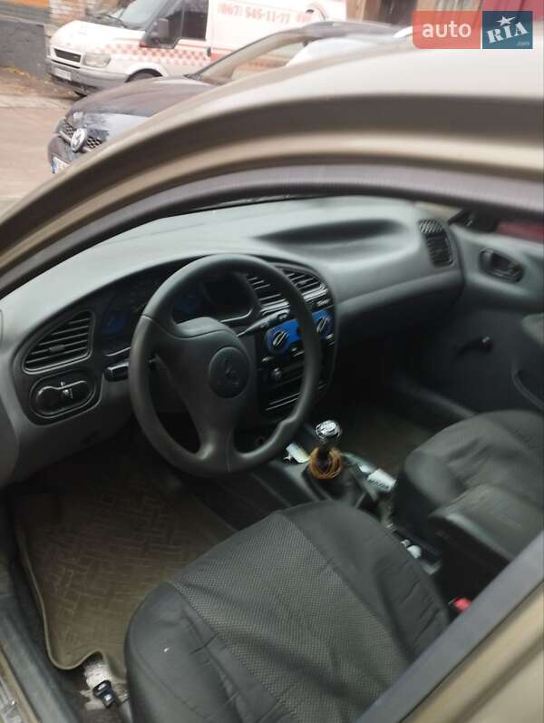 Седан Daewoo Lanos 2005 в Києві