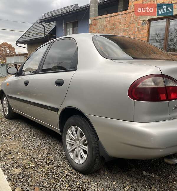 Седан Daewoo Lanos 2007 в Хусті