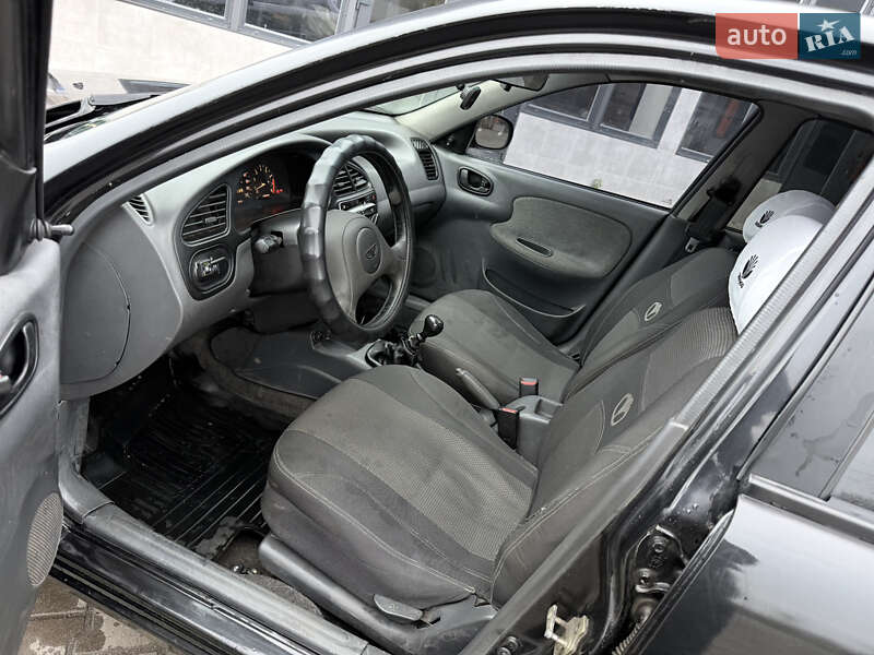 Седан Daewoo Lanos 2006 в Первомайську