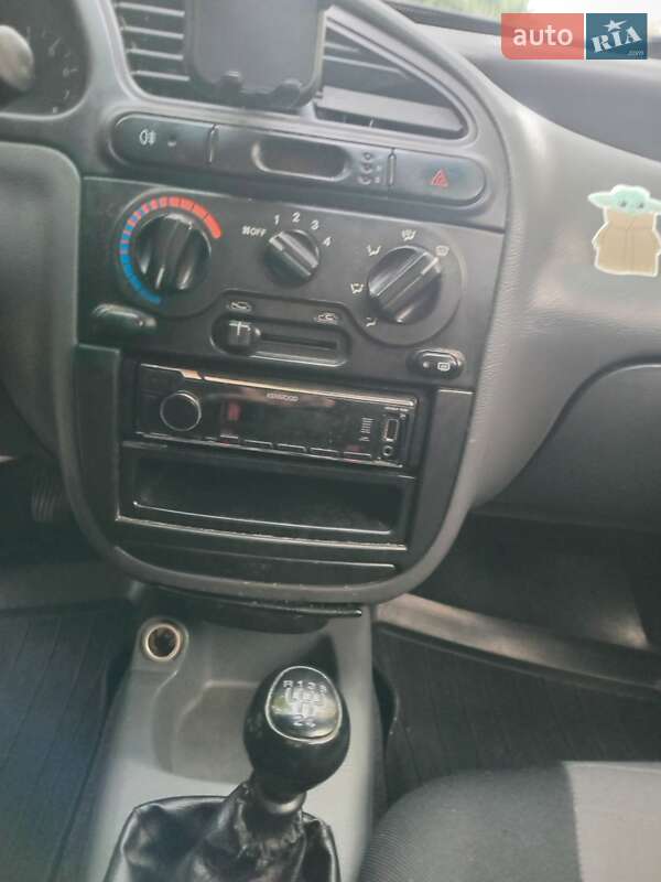 Седан Daewoo Lanos 2004 в Фастове