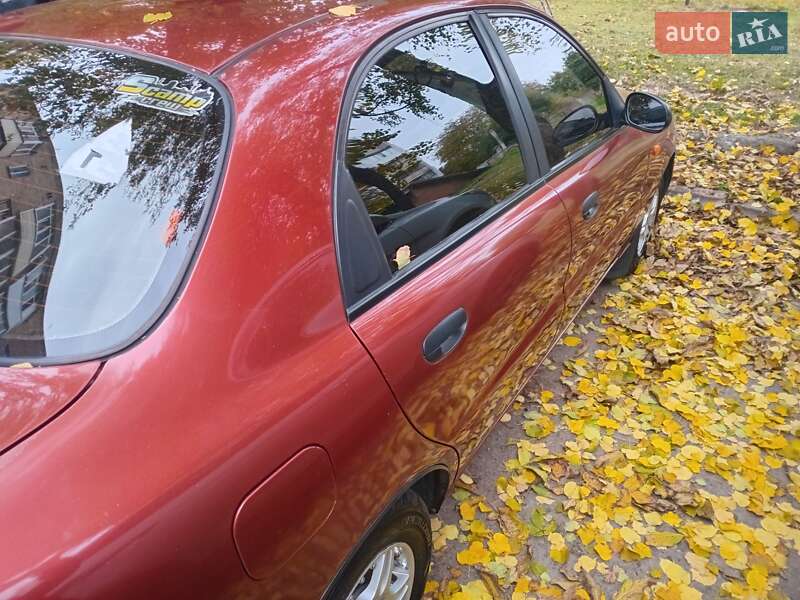 Седан Daewoo Lanos 2004 в Фастове