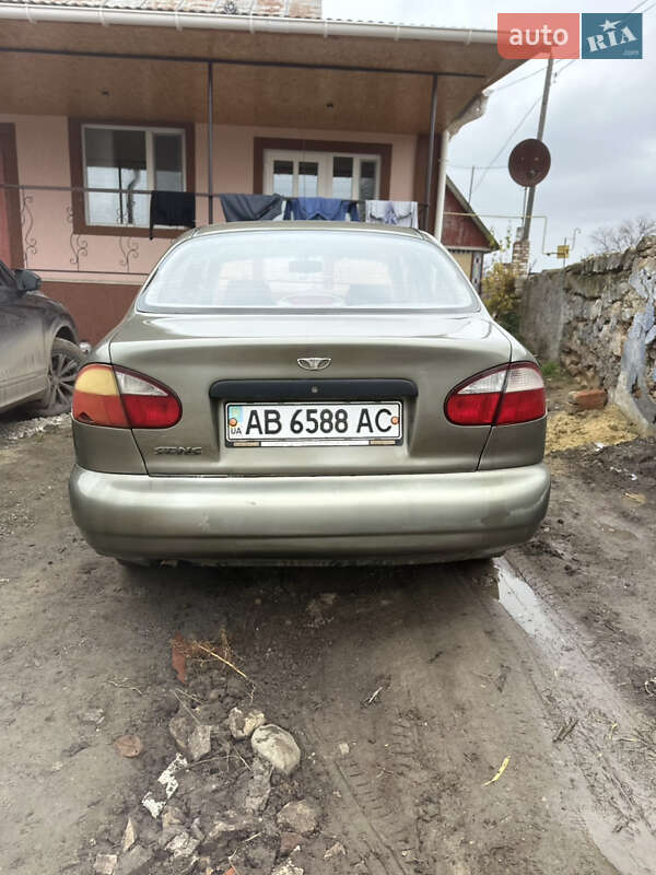 Седан Daewoo Lanos 2004 в Вінниці