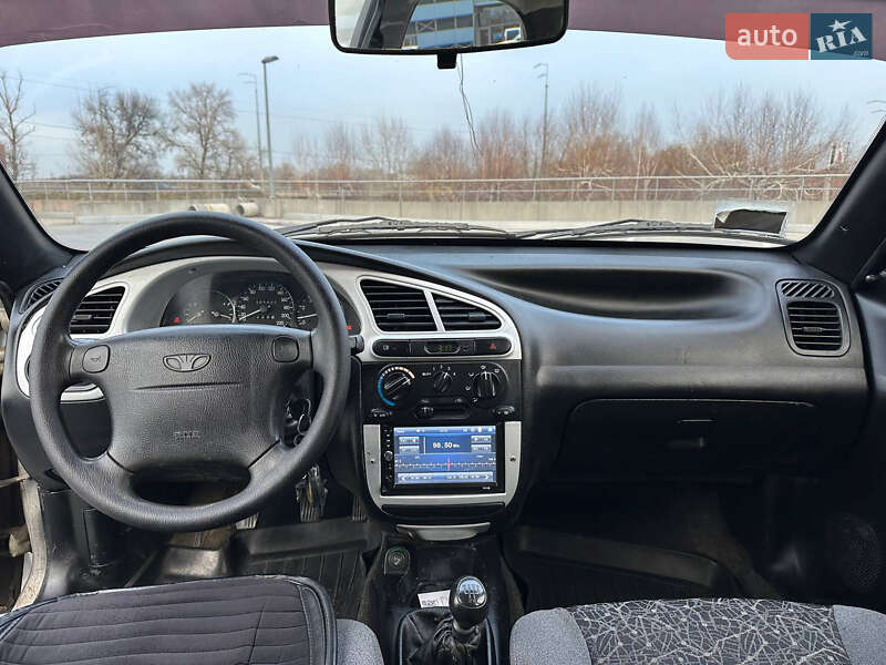 Седан Daewoo Lanos 2008 в Києві