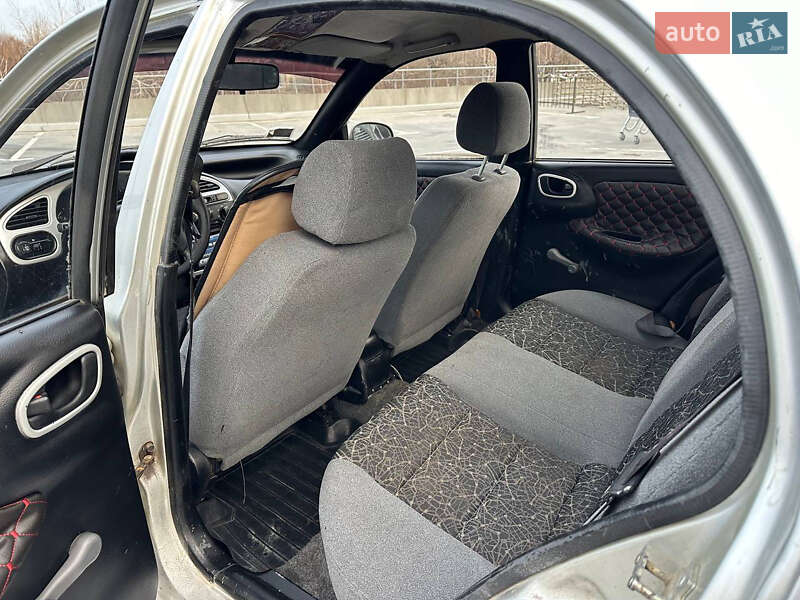 Седан Daewoo Lanos 2008 в Києві