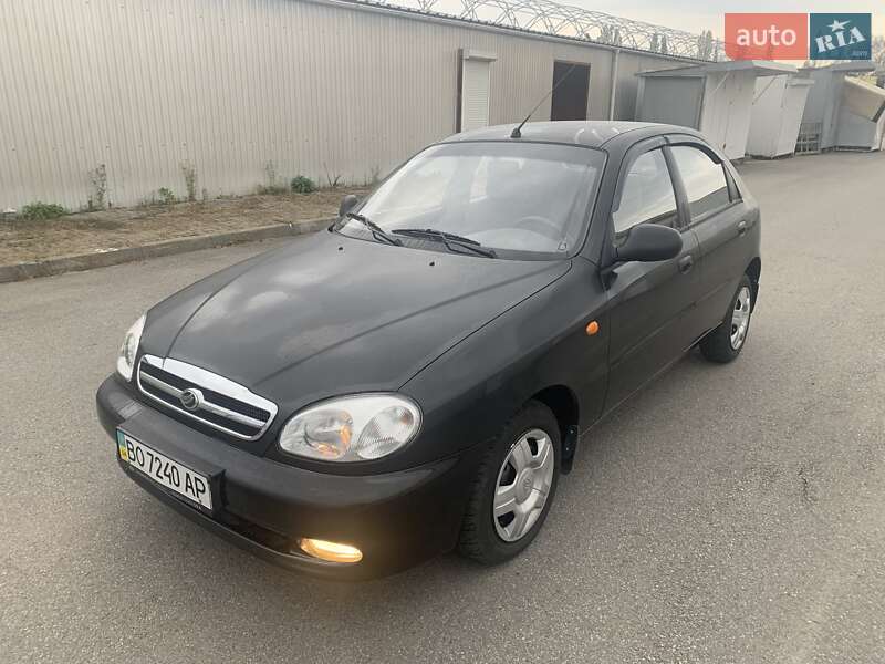 Хэтчбек Daewoo Lanos 2010 в Луцке