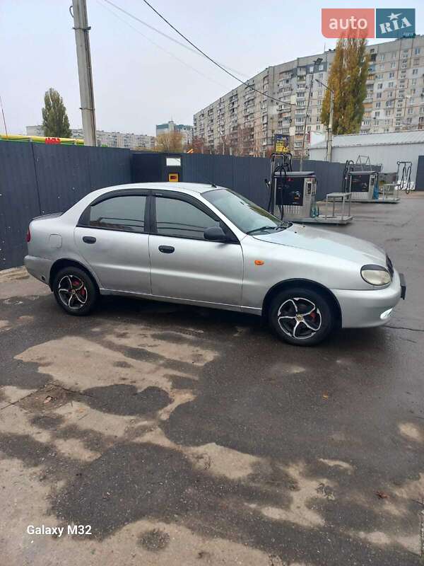 Седан Daewoo Lanos 2006 в Харкові