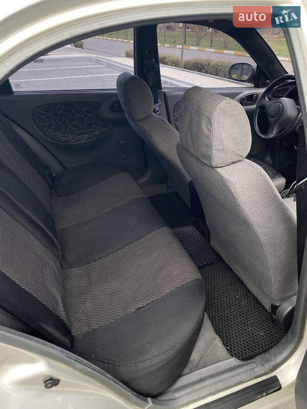 Седан Daewoo Lanos 2002 в Ірпені фото 14 Седан Daewoo Lanos 2002 в Ірпені